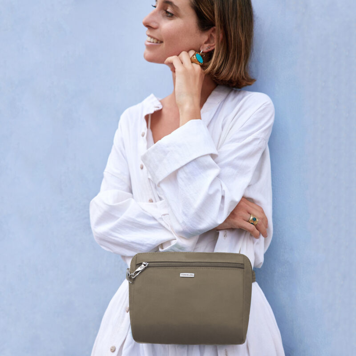 <p>TRAVELON CLASSIC ANTI THEFT CONVERTIBLE CROSSBODY & WAIST PACK</p> - Image 6
