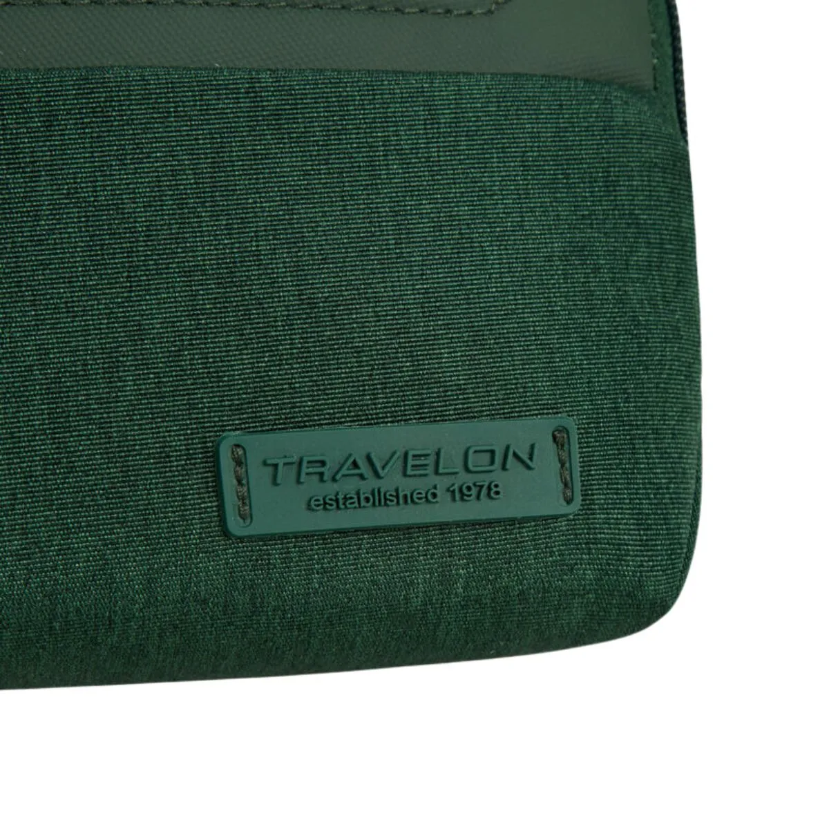 TRAVELON METRO ANTI THEFT CONVERTIBLE CROSSBODY - Image 10