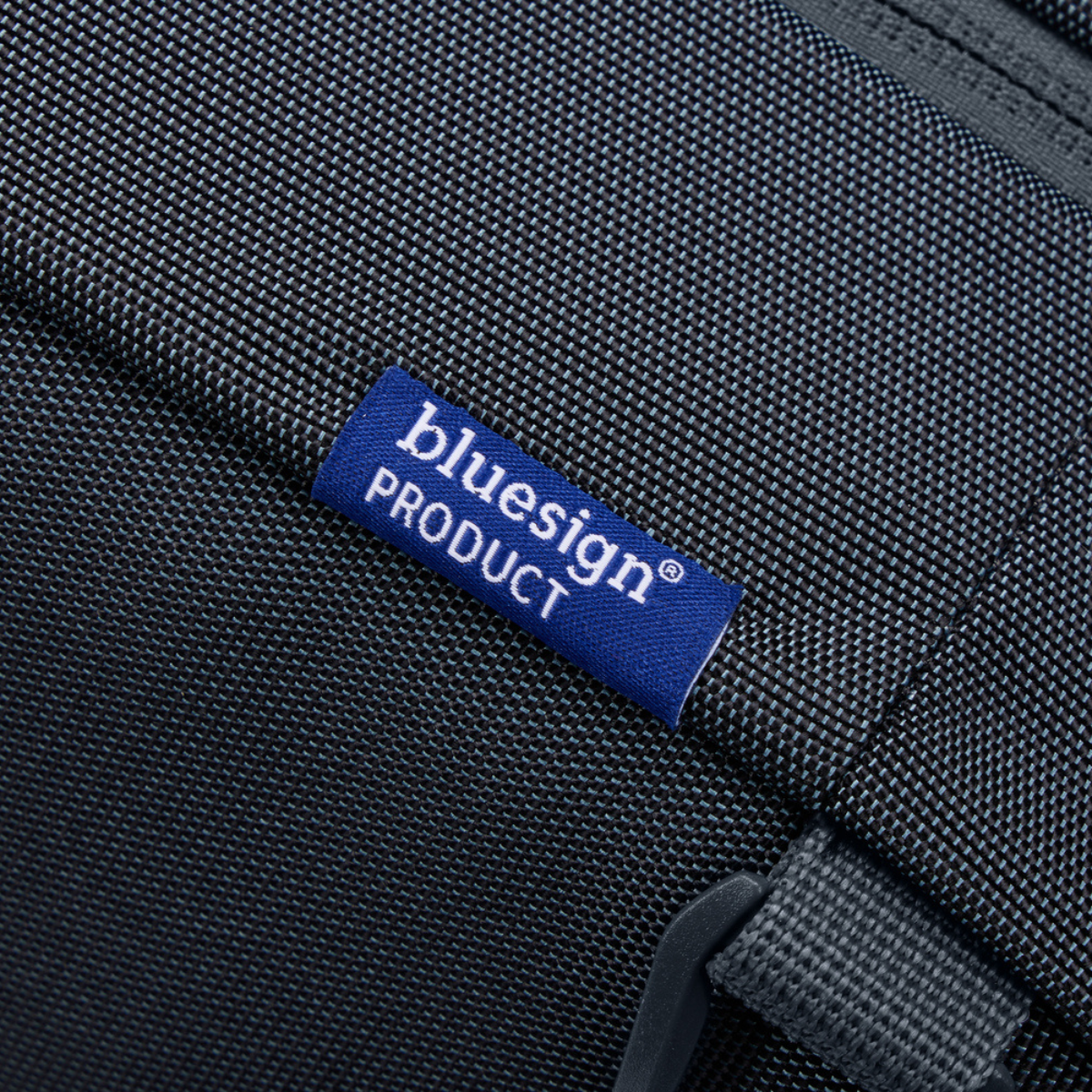 THULE SUBTERRA 2.0 HYBRID TRAVEL BAG - Image 16