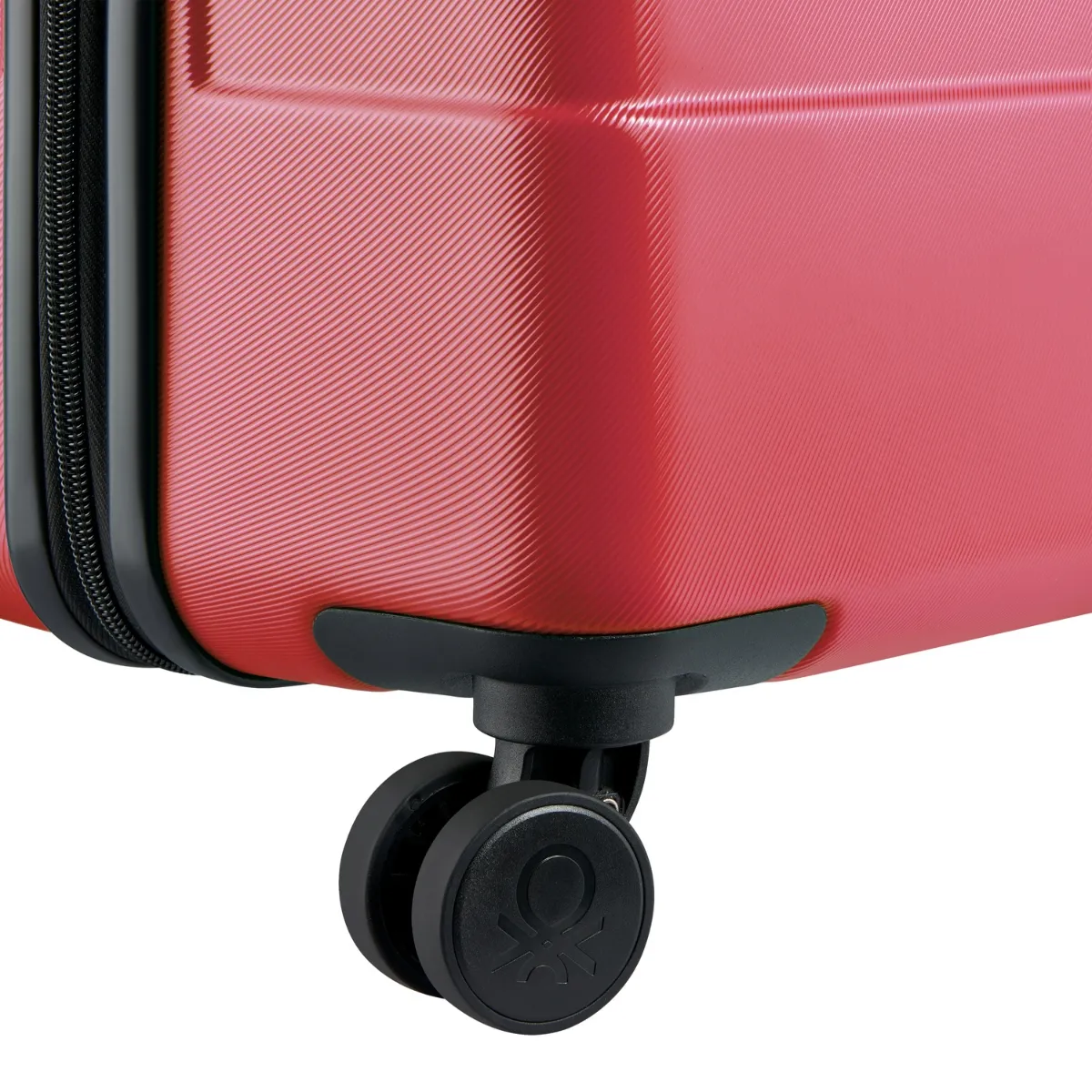 UNITED COLORS OF BENETTON NOW 82CM TROLLEY CASE - Image 8