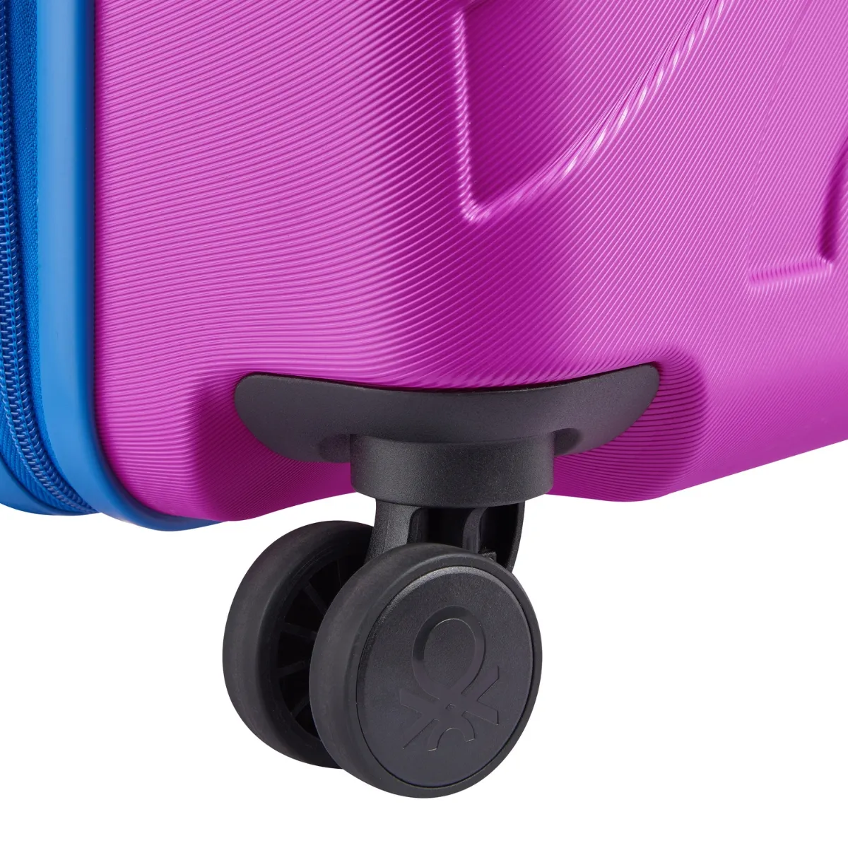 UNITED COLORS OF BENETTON FABRICA 55CM CABIN TROLLEY CASE - Image 7