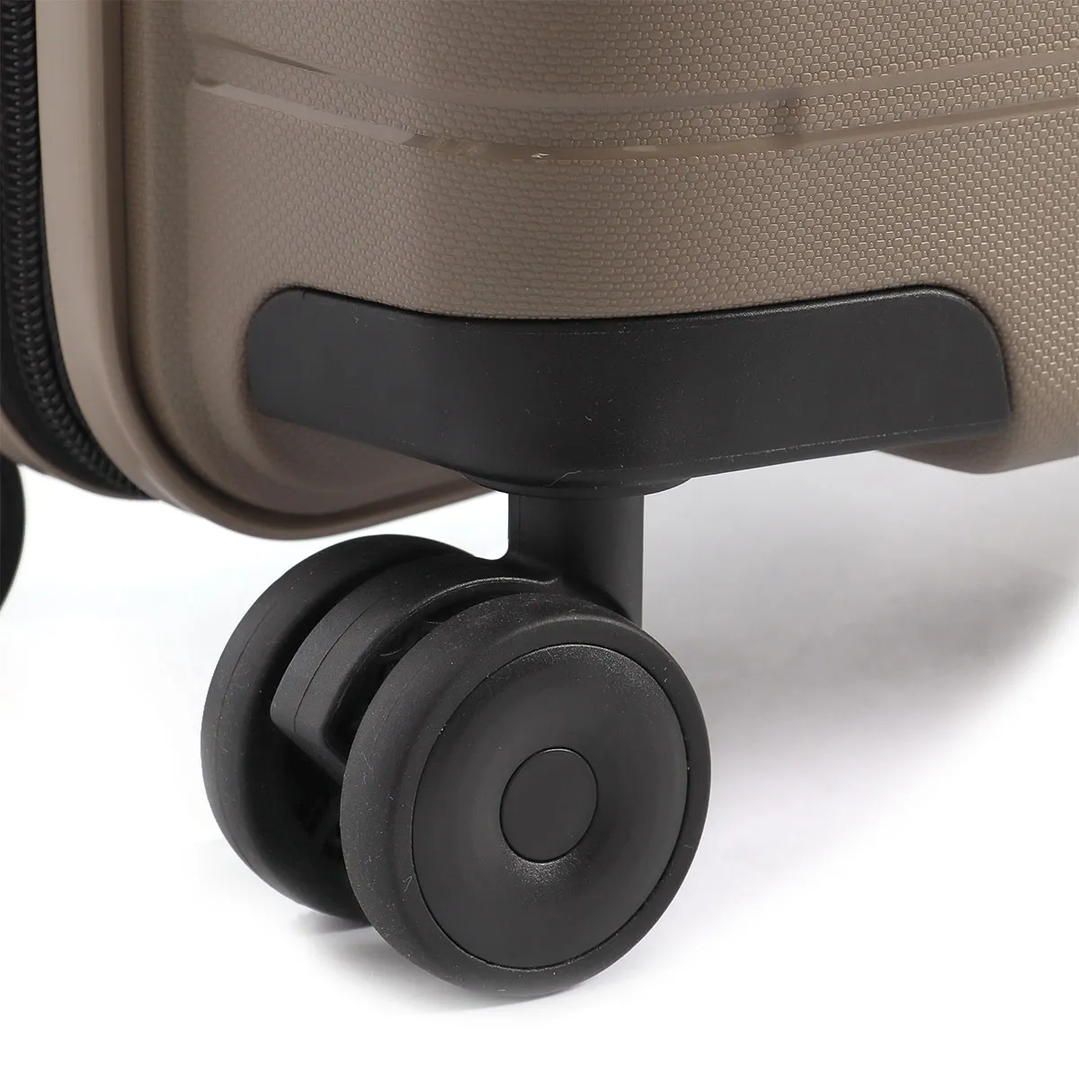 TRAVELITE SKYE 66CM TROLLEY CASE - Image 8